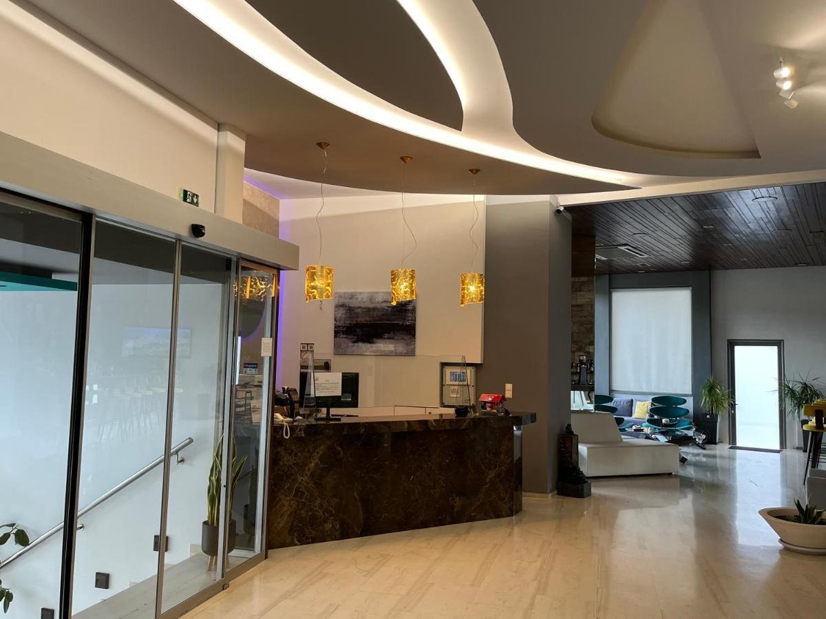 Hotel Levadia Levadeia Bagian luar foto